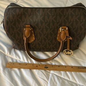 Michael kors satchel
